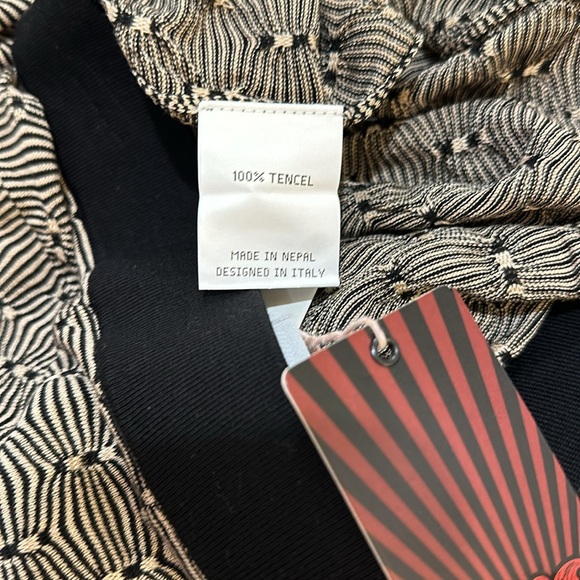 Happy Sheep NWT SKIRT black and cream size medium NWT Missoni Vibes - Picture 8 of 8